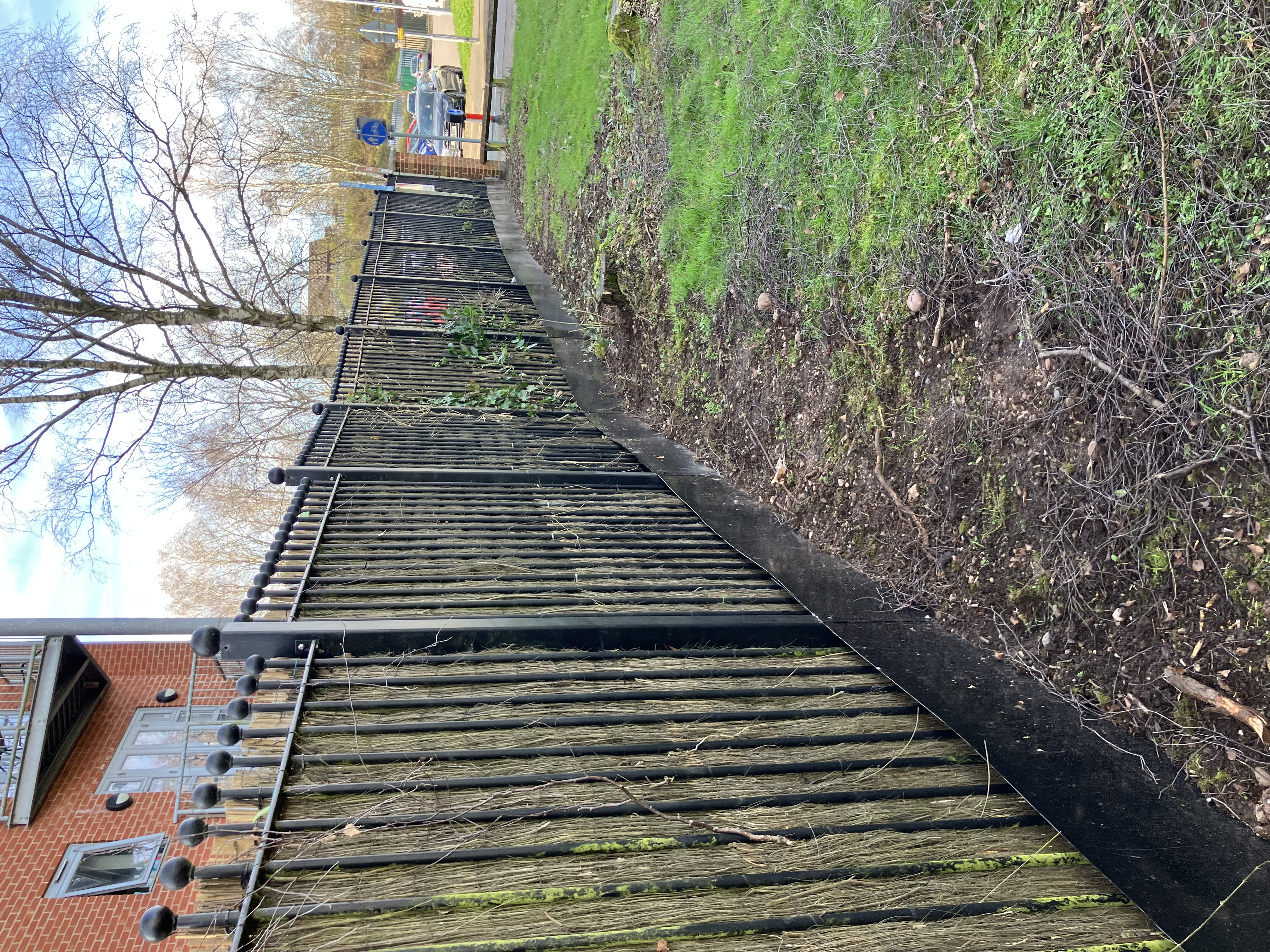 Deflection fencing fitted as protection measure